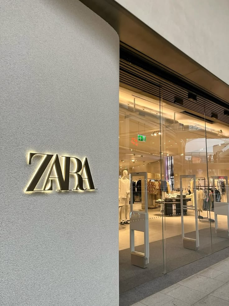 Project WornOut fieldwork at Zara, Kolkata