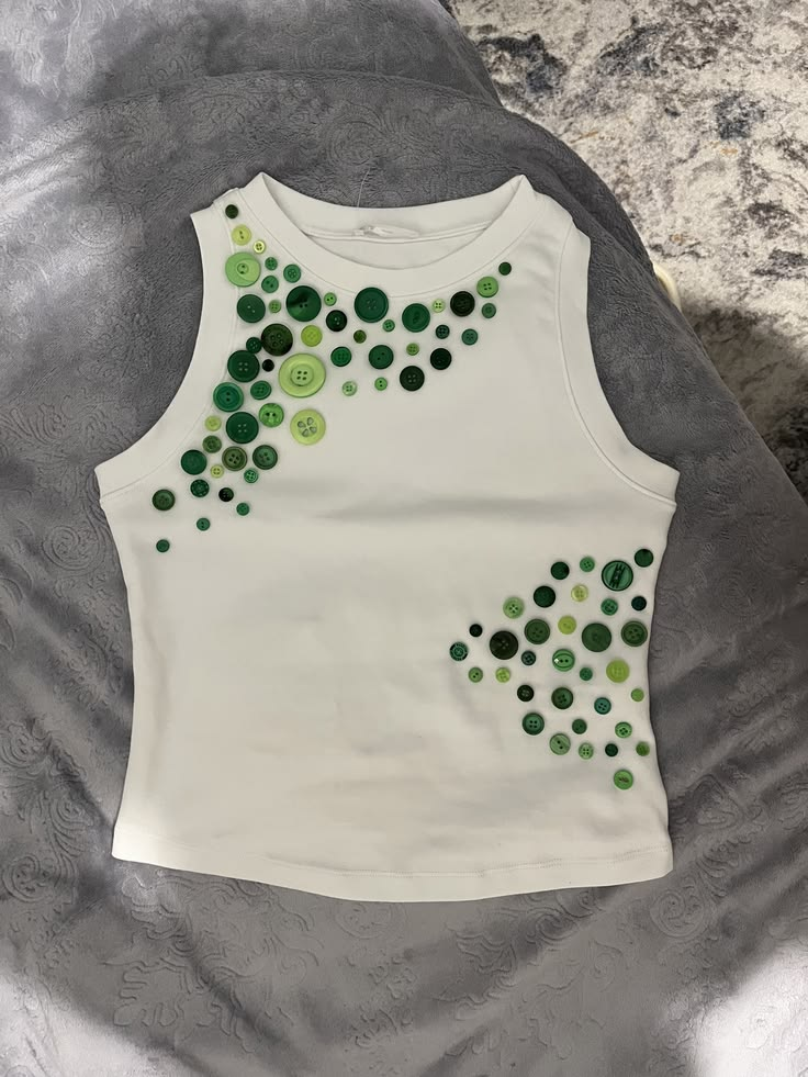 Plain top → patches + buttons
